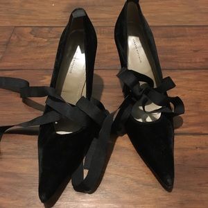Vintage Banana Republic velvet lace up heels sz 9